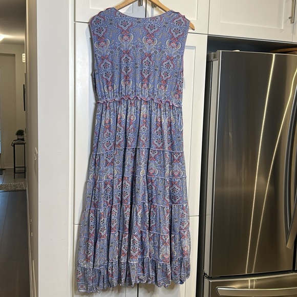 Max Studio Tiered Sleeveless V-Neck Paisley Print Stretch Midi Dress Size - Picture 4 of 14